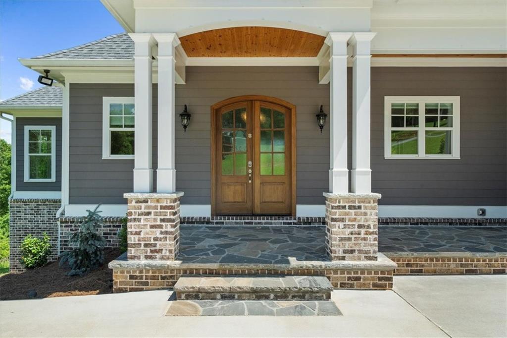 112 Big Knoll Drive