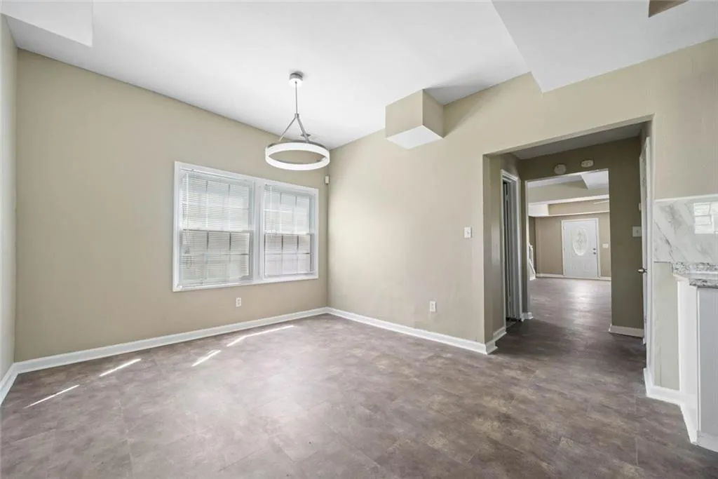 Atlanta, Georgia 30315, United States, 3 Bedrooms Bedrooms, ,3 BathroomsBathrooms,Residential,Active,94984