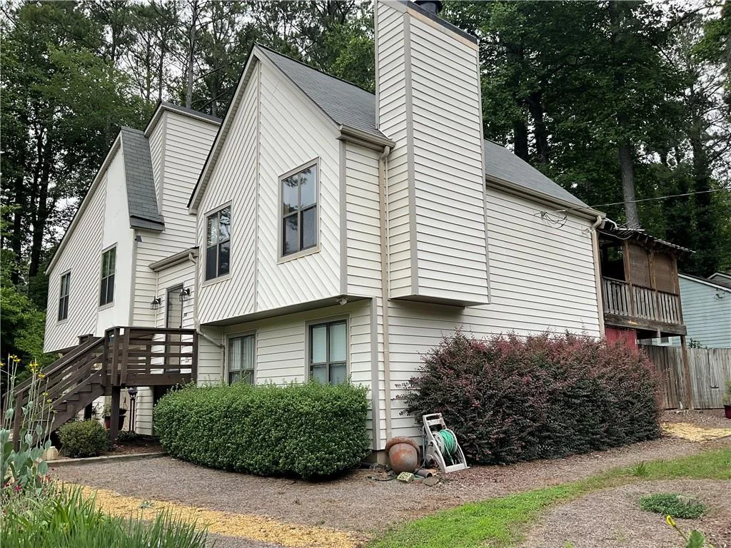 503 River Place