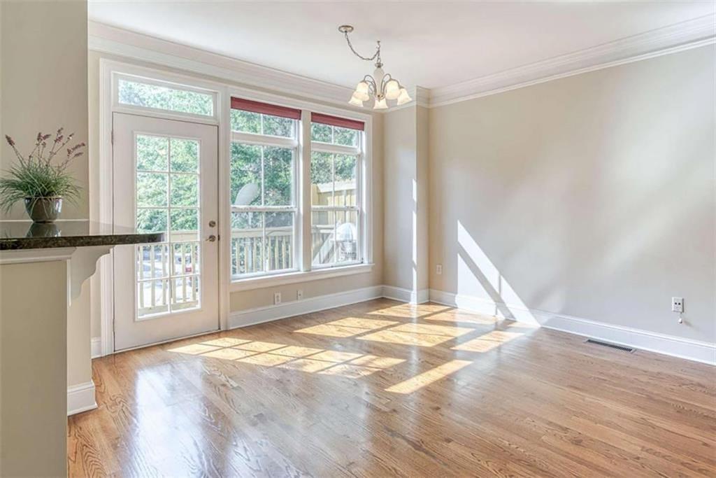 5480 Glenridge View 2008