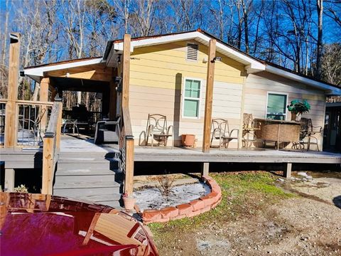 Homes For Sale - 252 Eastbrook Drive<br/> Winder, GA 30680