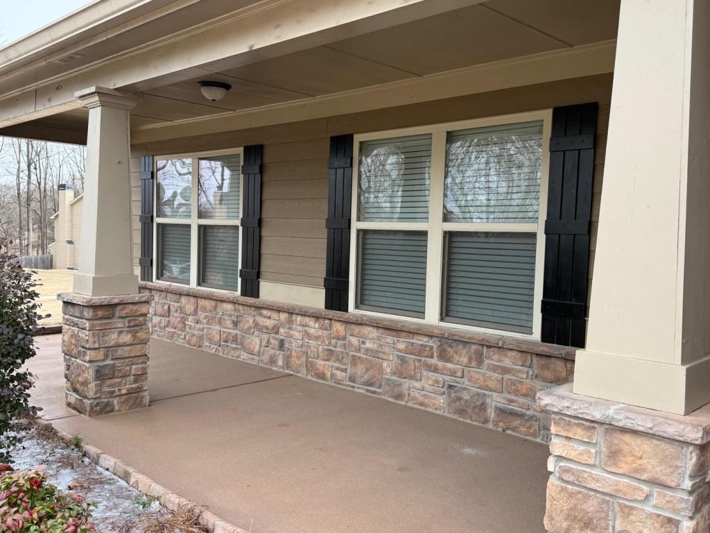 690 Lake Vista Drive