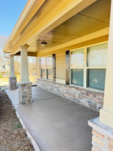 690 Lake Vista Drive