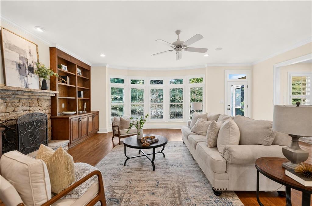 1213 Edenham Lane