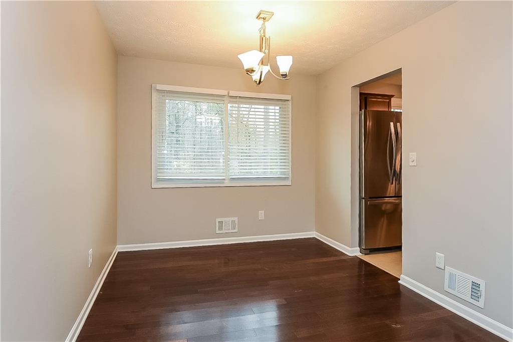Country Place East - Residential Lease
