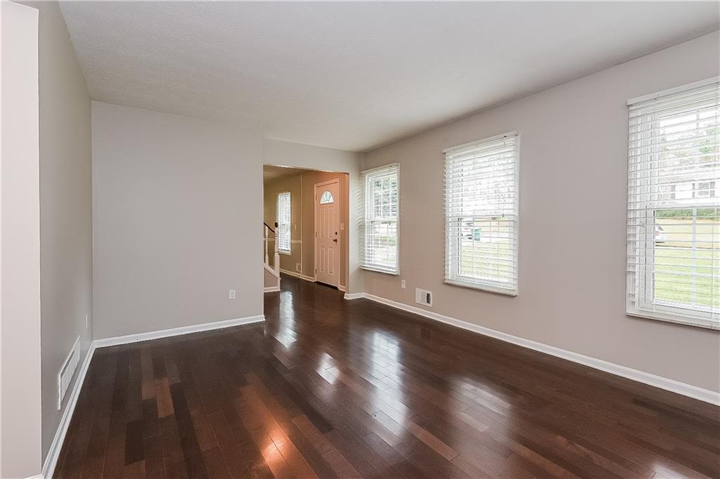 Country Place East - Residential Lease