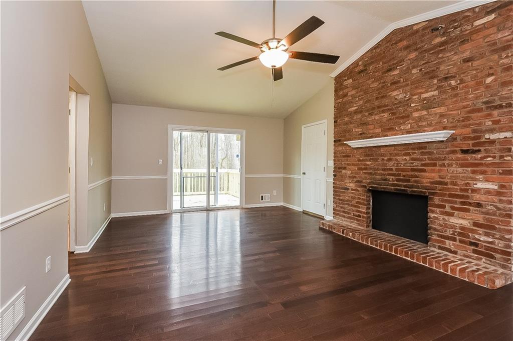 Country Place East - Residential Lease