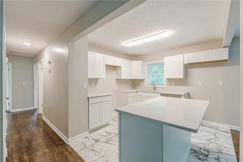 5312 Brittany Trail, Atlanta, Georgia image 18