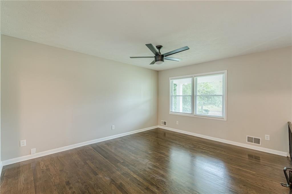 5312 Brittany Trail, Atlanta, Georgia image 6