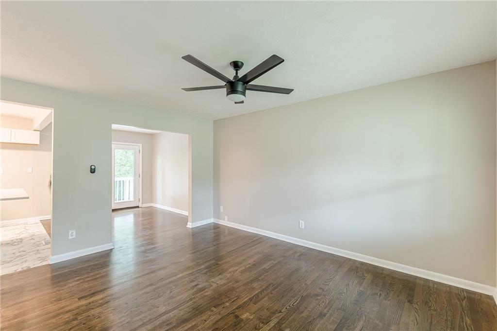 5312 Brittany Trail, Atlanta, Georgia image 9