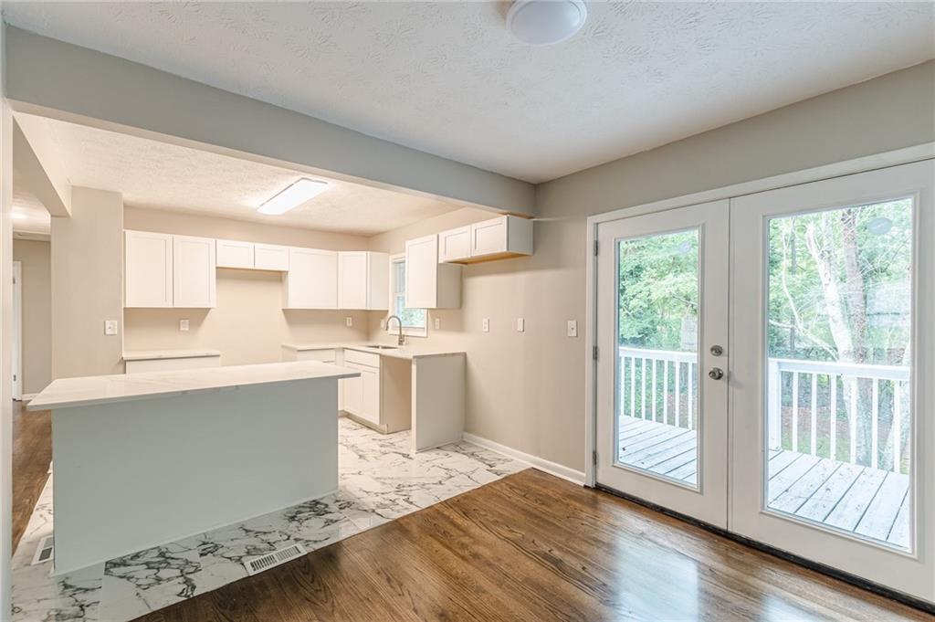 5312 Brittany Trail, Atlanta, Georgia image 10