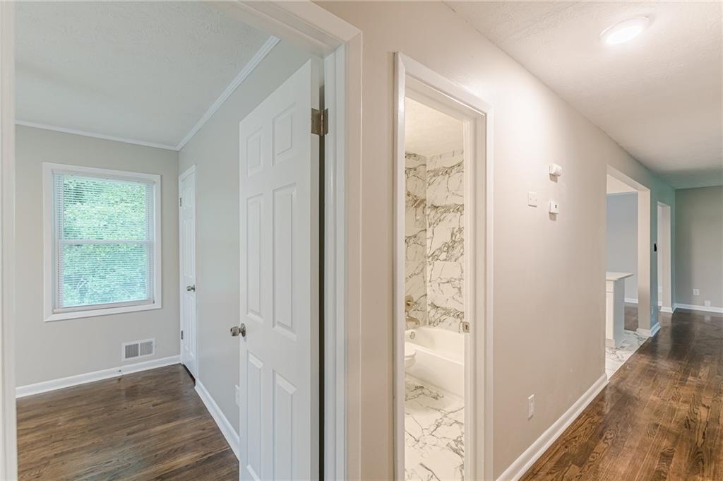 5312 Brittany Trail, Atlanta, Georgia image 36