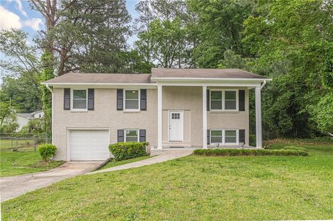 5312 Brittany Trail Atlanta GA 30349
