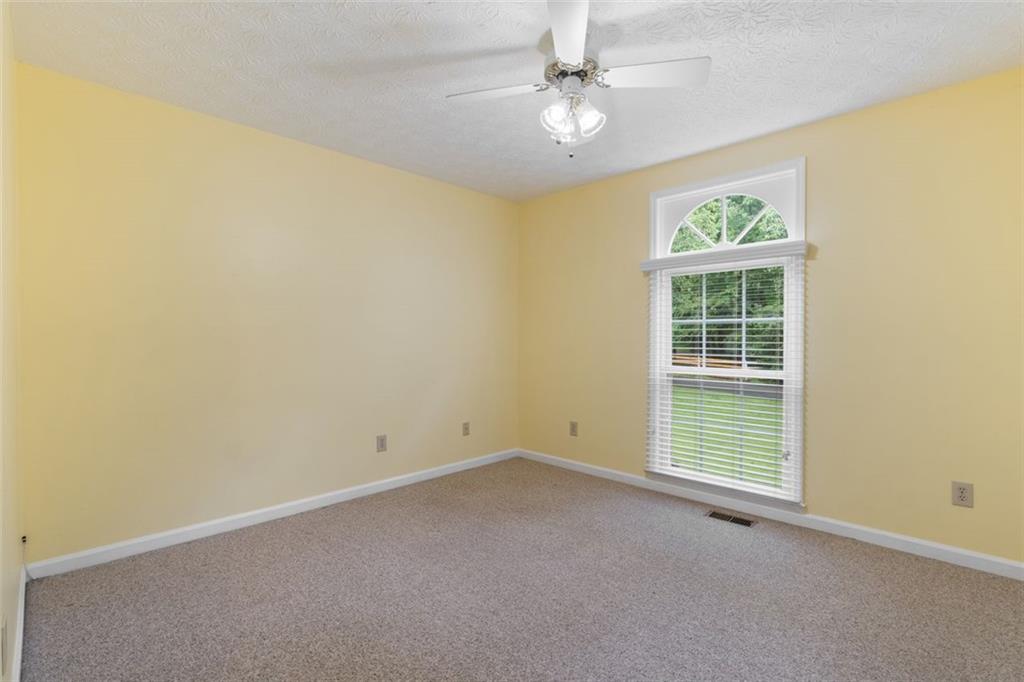 48 Saddle Field Circle, Cartersville, Georgia image 14