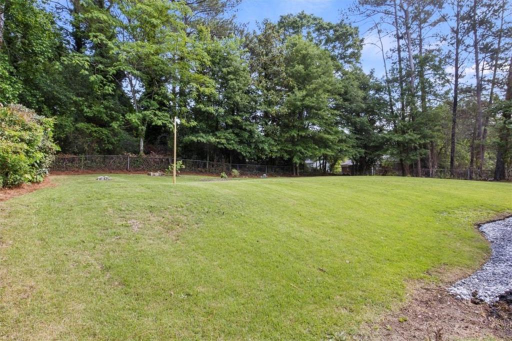 1253 Willow Drive, Riverdale, Georgia image 31
