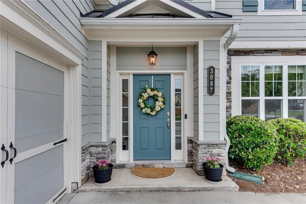 3087 Mountain Shadow Way
