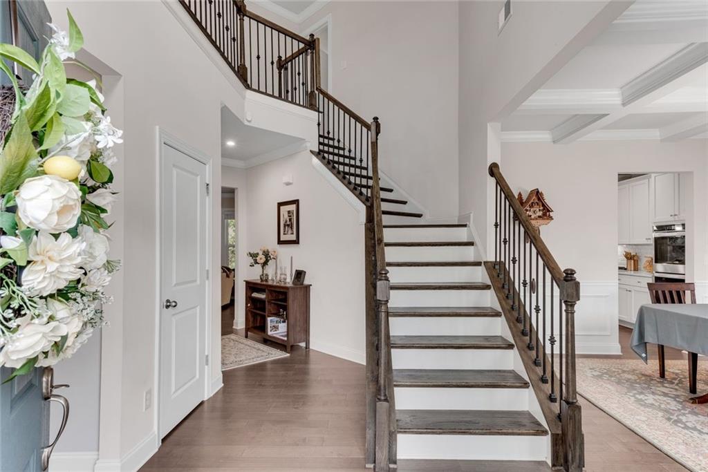 3087 Mountain Shadow Way
