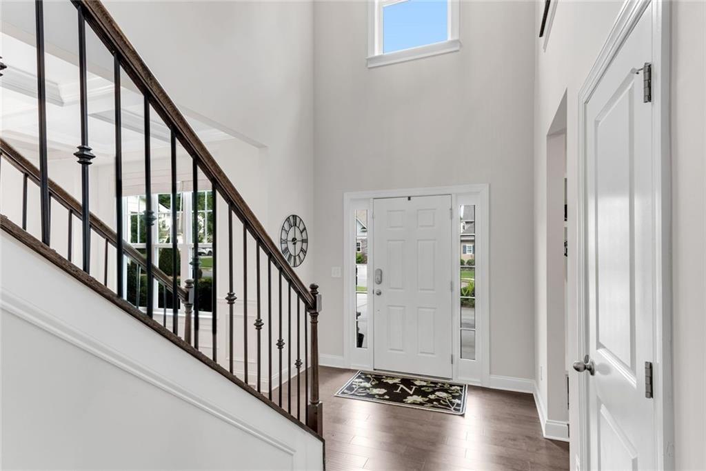 3087 Mountain Shadow Way