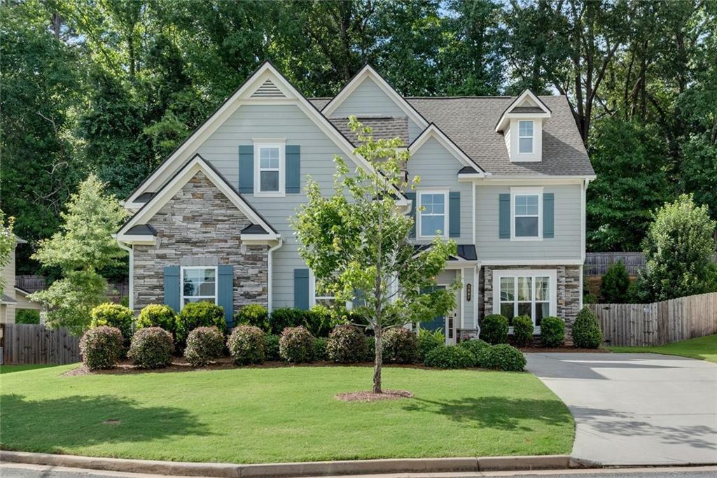 3087 Mountain Shadow Way