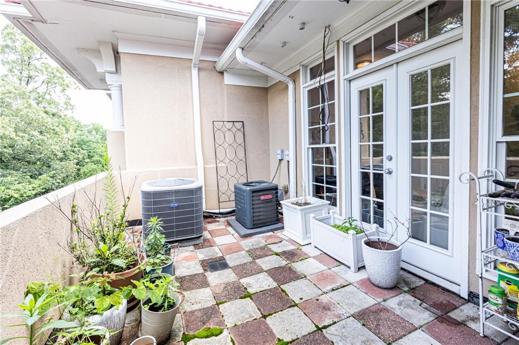 Clifton Heights Revision 01 - Residential Lease