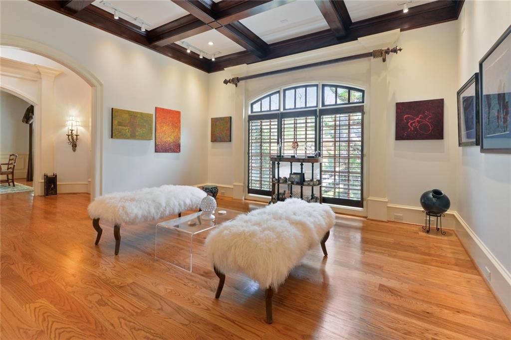 Atlanta Country Club - Residential