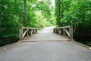 498 Azalea Crossing