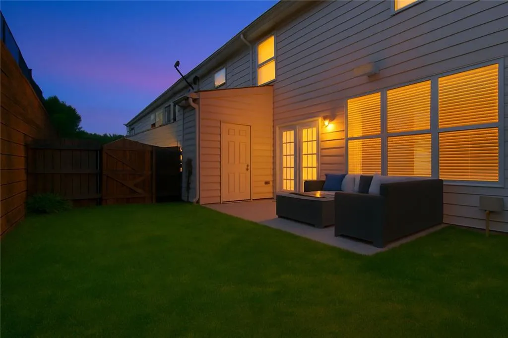 Marietta, Georgia 30066, United States, 3 Bedrooms Bedrooms, ,3 BathroomsBathrooms,Residential,Active,150797