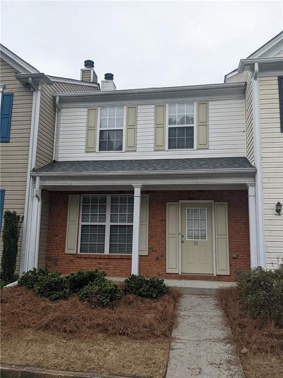 Johns Creek townhome in desirable Springfield subdivision. Covered porch entrance leads into open living and eating area with fabulous remodeled kitchen. LVP flooring on the main and in bathrooms. Kitchen has stainless appliances and granite countertops. Bedrooms carpeted. Unit has two reserved parking spaces in front of the unit. Rent includes trash collection, water and sewer.