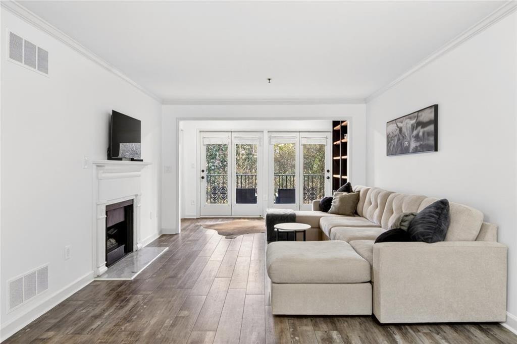 3203 Lenox Road NE 32