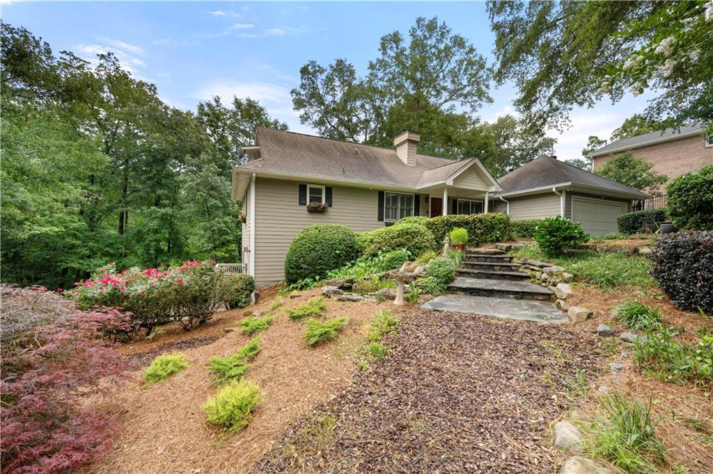 5065 Nesbit Ferry Lane