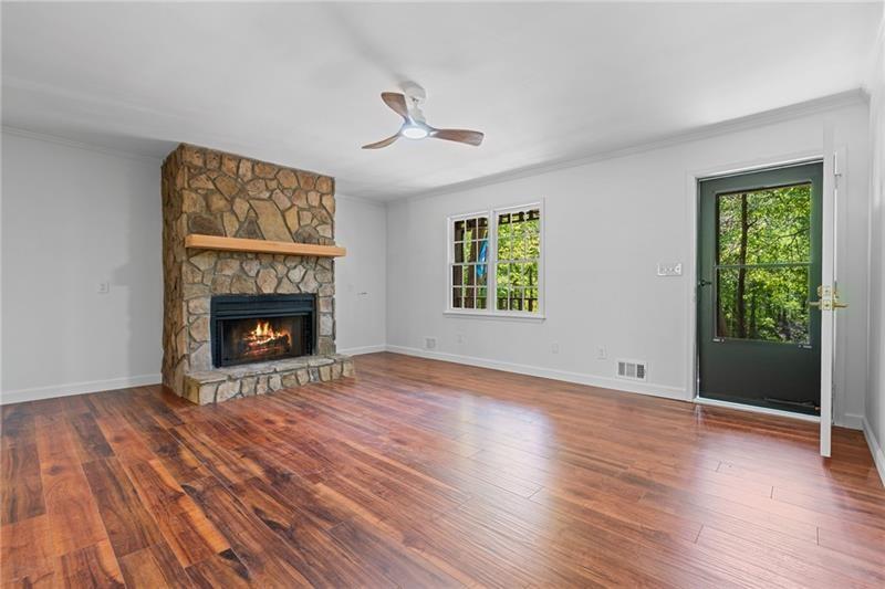 Pine Creek - Residential