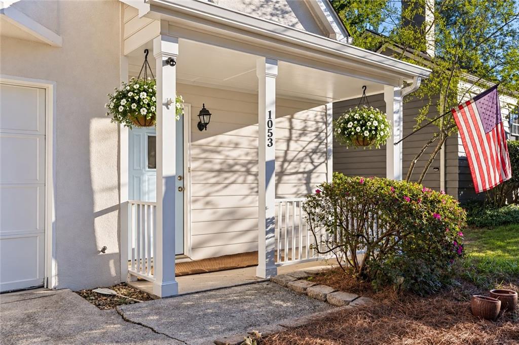 1053 Standard Drive NE