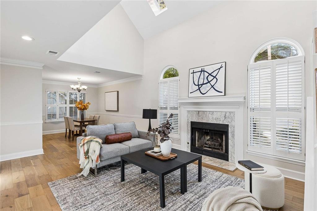 1053 Standard Drive NE