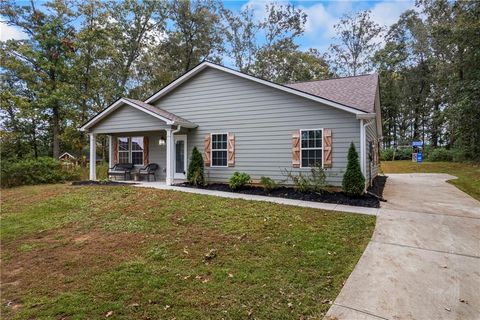 201 Quail View Ridge Cleveland GA 30528