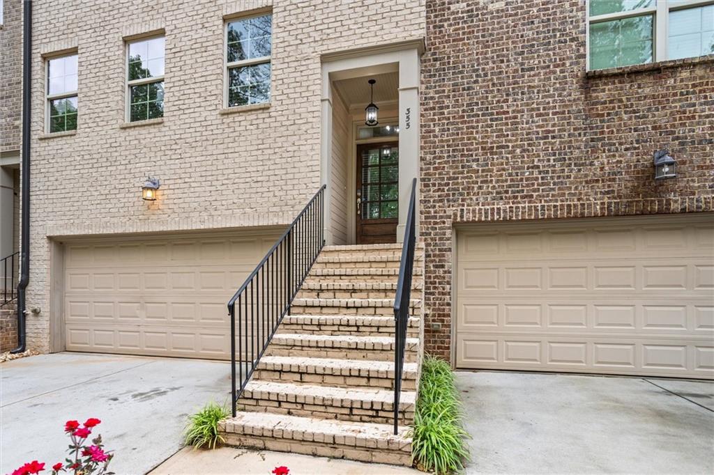 355 Benson Manor Circle SE
