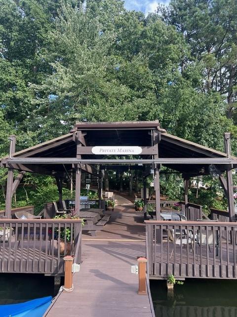 6105 Harbour Overlook