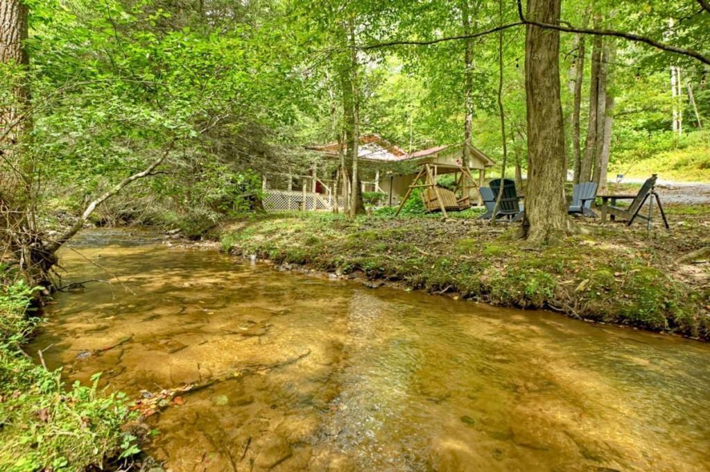 407 Tanglewood Drive