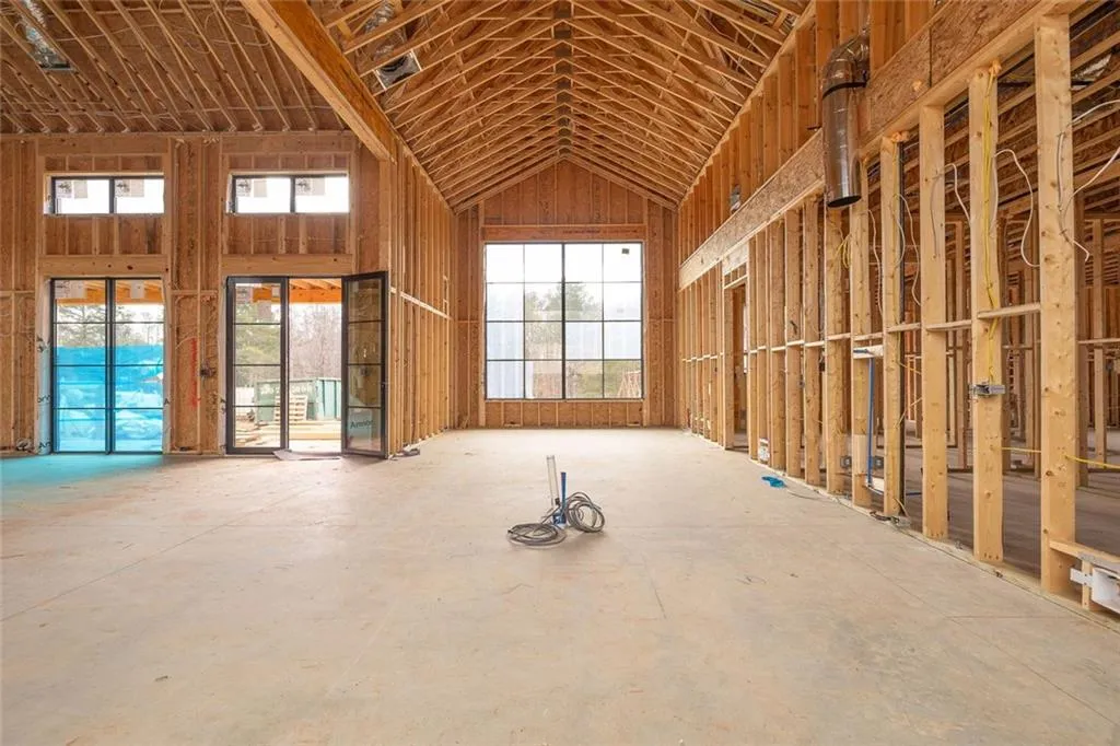 Canton, Georgia 30115, United States, 5 Bedrooms Bedrooms, ,7 BathroomsBathrooms,Residential,Active,256588