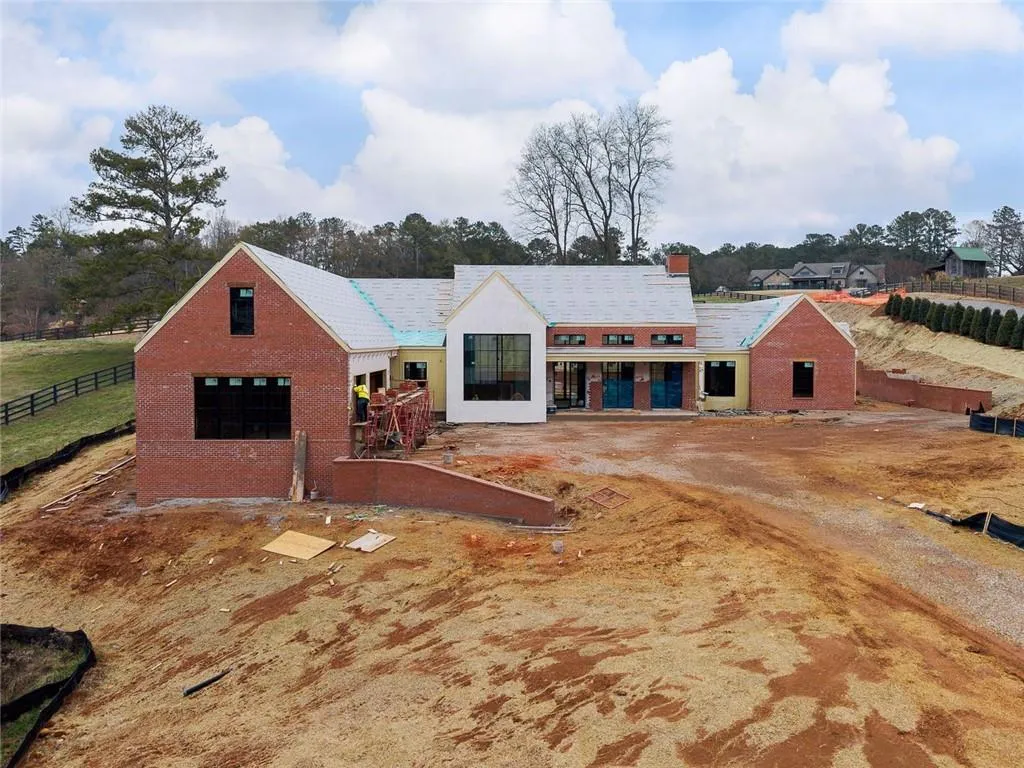 Canton, Georgia 30115, United States, 5 Bedrooms Bedrooms, ,7 BathroomsBathrooms,Residential,Active,256588