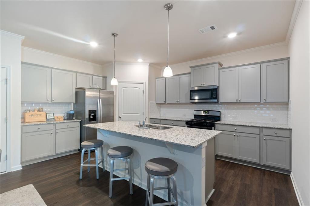 5755 TURNSTONE Trail