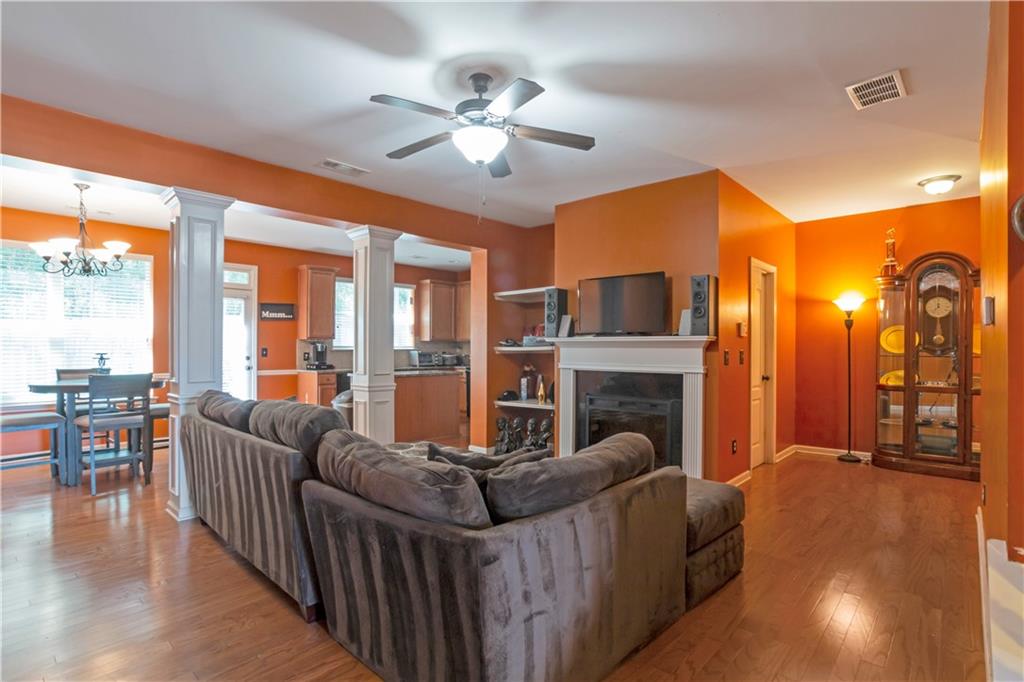 3275 Clear View Drive