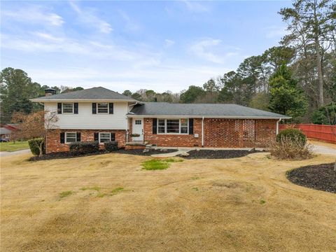 Homes For Sale - 1926 Brocken Way<br/> Tucker, GA 30084