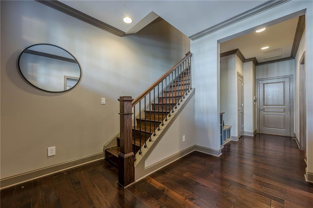 1435 Druid Manor