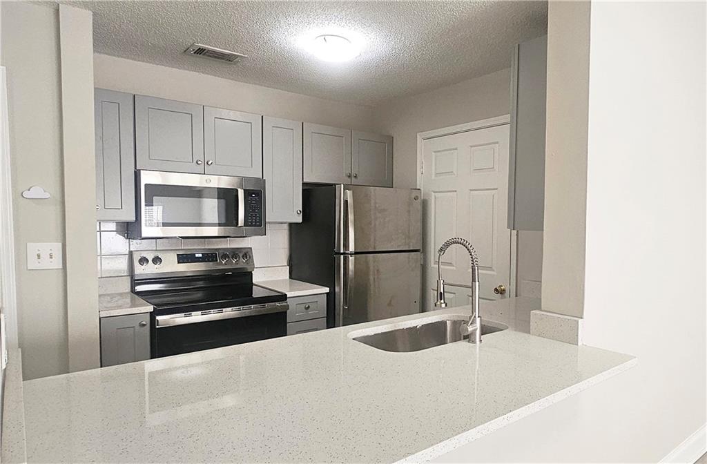 1074 Peachtree Walk NE B 216