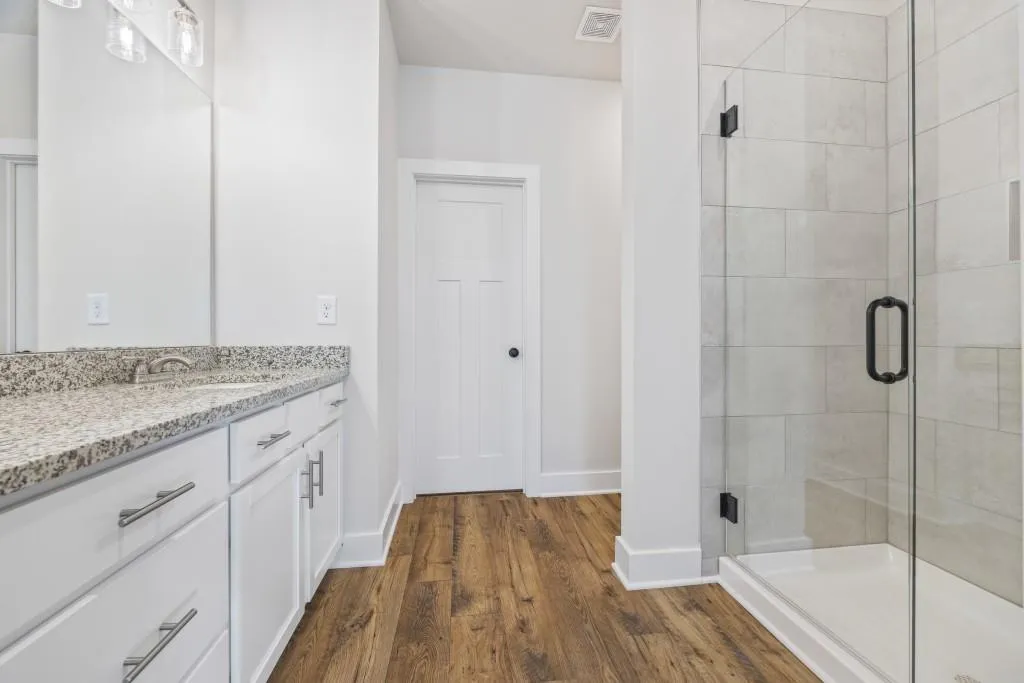 Hartwell, Georgia 30643, United States, 5 Bedrooms Bedrooms, ,4 BathroomsBathrooms,Residential,Active,36716