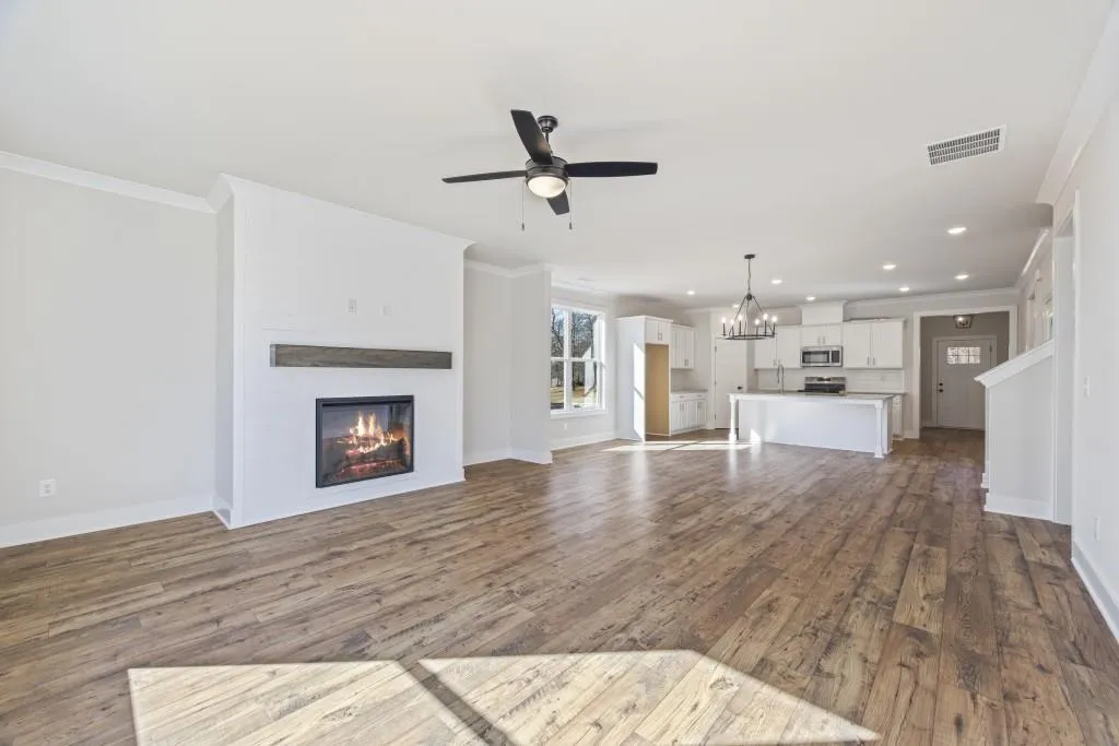 Hartwell, Georgia 30643, United States, 5 Bedrooms Bedrooms, ,4 BathroomsBathrooms,Residential,Active,36716