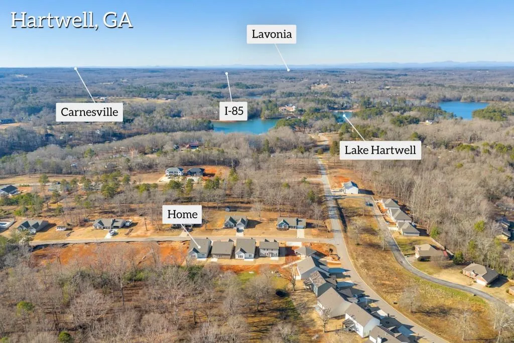 Hartwell, Georgia 30643, United States, 5 Bedrooms Bedrooms, ,4 BathroomsBathrooms,Residential,Active,36716