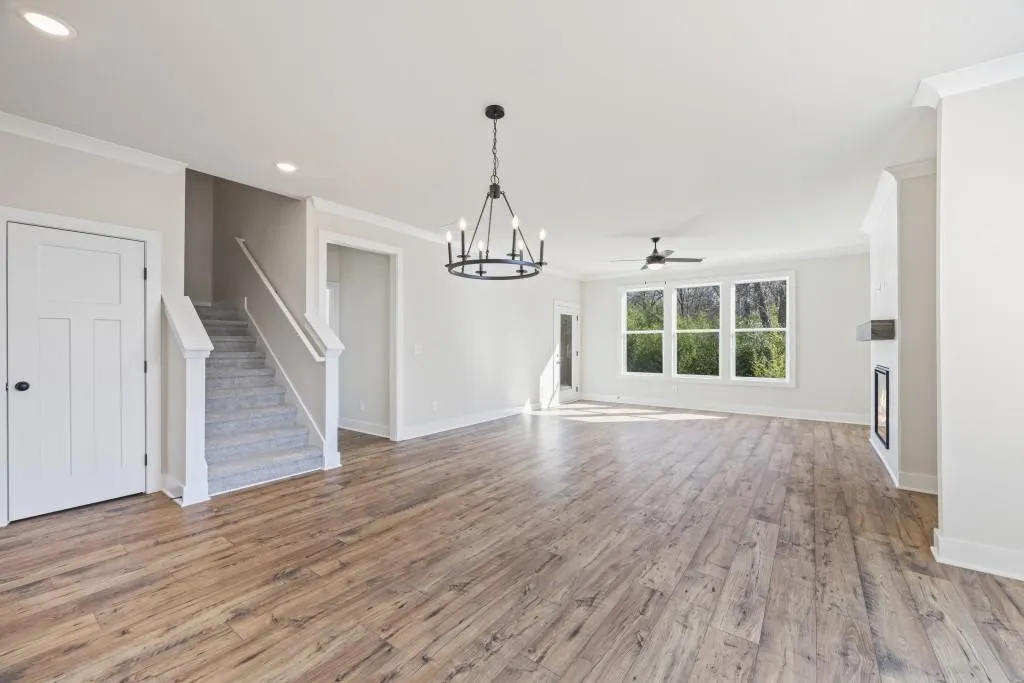 Hartwell, Georgia 30643, United States, 5 Bedrooms Bedrooms, ,4 BathroomsBathrooms,Residential,Active,36716