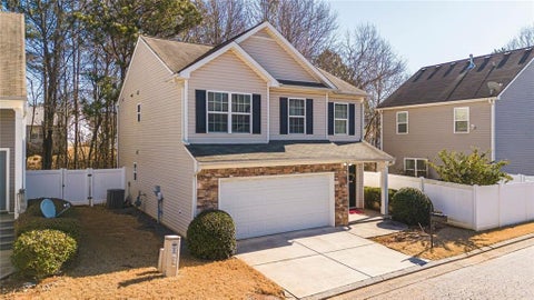 Homes For Sale - 617 Arrowhead Drive<br/> Dallas, GA 30132
