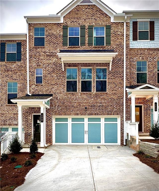Lowest priced ever in the community! Like-new 3-story townhome. The main floor with the open-concept kitchen, featuring white cabinets, kitchen island, pantry walk-in, granite countertops. The owner’s suite is on the top floor with a luxury bath offering a large shower, dual vanities and large walk-in-closet. A secondary bedroom and full bath are also on the top floor. An additional bedroom on the bottom floor with a full bathroom. Home with all appliances, including refrigerator and washer/dryer. Close to Truist Park (Braves Stadium), ATL airport, and midtown/downtown Atlanta with easy access to I-285 and I-20.
Applicants need to have a good credit score (680 or above) and three times rent income.